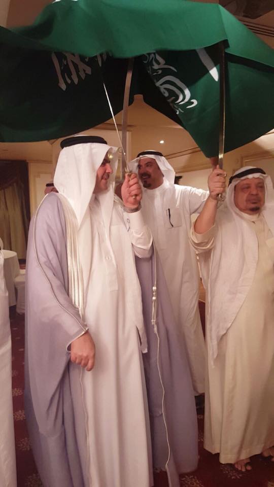 12721565_1278572622160002_179799115_n